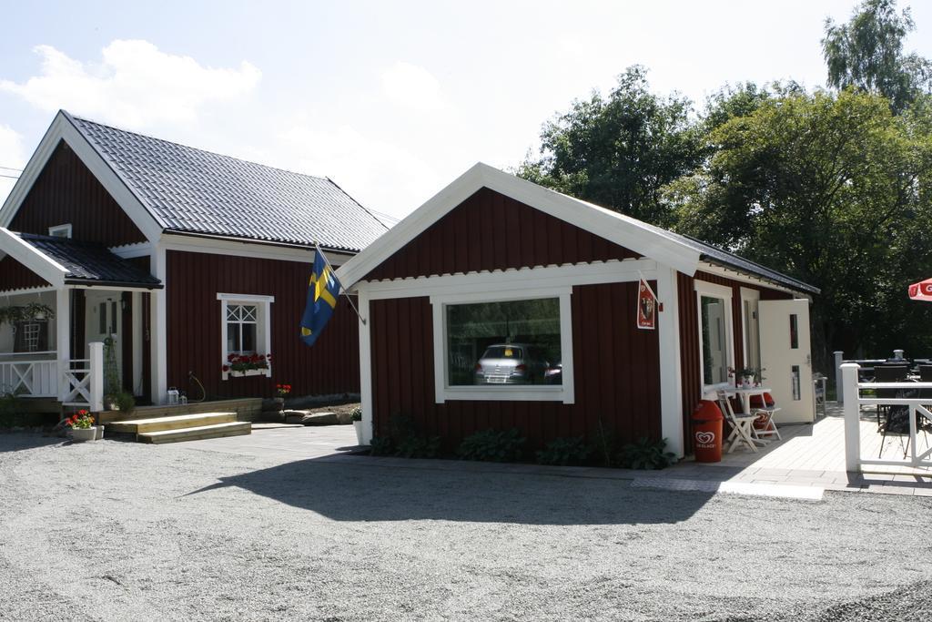 Café Torpet B&B Skepplanda Exterior foto
