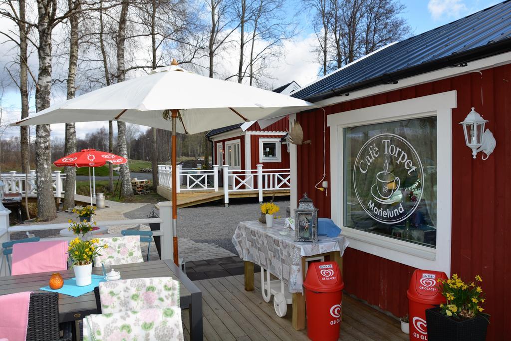 Café Torpet B&B Skepplanda Exterior foto